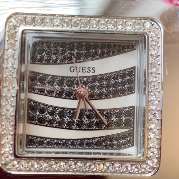 GUESS Leather Watch - Picture 4 of 7